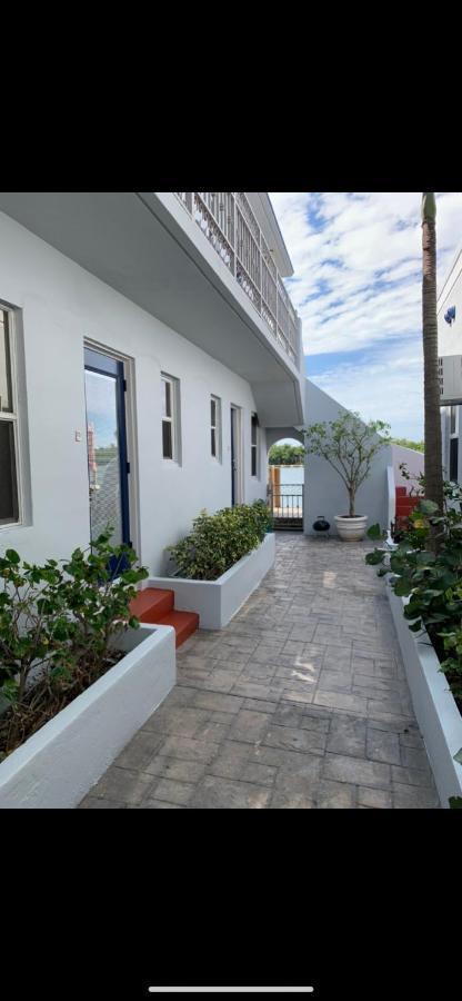 Apartament Steps From The Beach Right On The Waterfront Hollywood Zewnętrze zdjęcie
